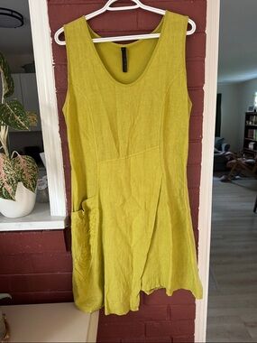 Inizio Italian Linen Lime Green Sleeveless Mini Dress